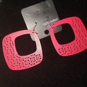 Woman Necklaces and woman earrings